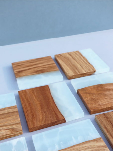 Sous-verres Carrés en Chêne et Résine – Design effet Glace