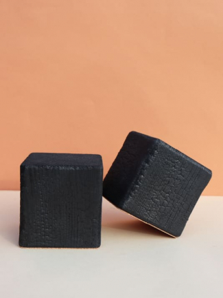 Serre-livres cube bois brûlé noir charbon - Artisanat Design Elementti 2