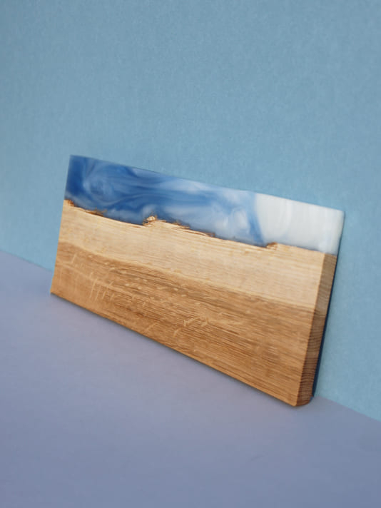 Support Mural Magnétique en Chêne et Résine - Design Minimaliste