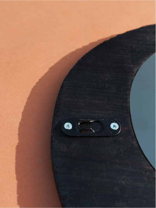 Miroir asymétrique forme organique - Cadre rond bois brûlé - Artisanal