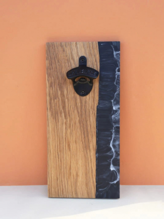 Décapsuleur Mural Artisanal en Bois et Résine Noir - Elementti