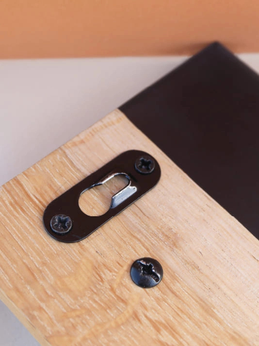 Porte-manteaux en Chêne et Résine Noir | Design artisanal